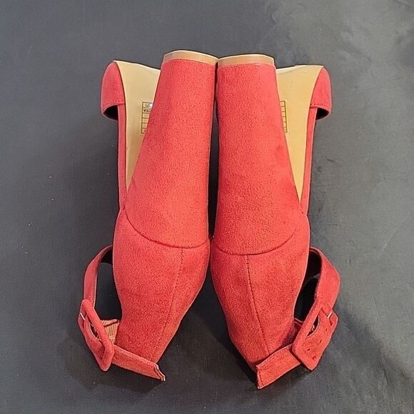 BRAND NEW FOREVER 21 FAUX SUEDE BLOCK HEELS PUMP - Picture 11 of 15